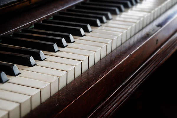 Tastiera pianoforte antico, concetto di musica — Foto Stock