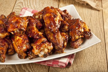 Buffalo Barbekü tavuk kanadı ahşap tablo