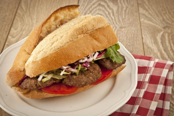 Delicious Turkish Kofte Sandwich (meatballs) — Stock Photo, Image
