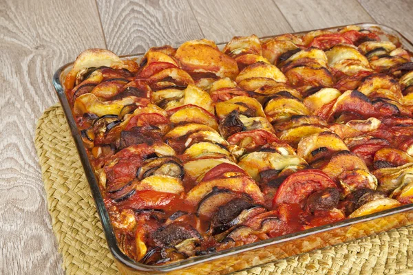 Ratatouille in een glas pan — Stockfoto