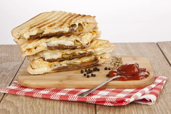 Toasted meat ( turkish kavurma ) and cheese sandwich — Stock Photo, Image