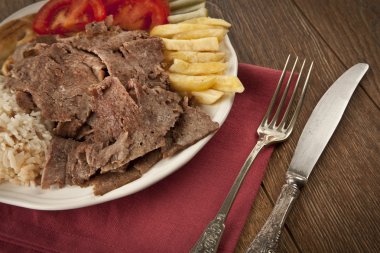 Hünkar - ızgara et, ekmek ve sebze shawarma sandviç