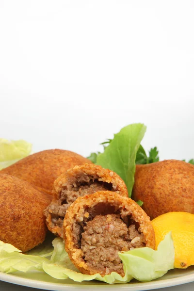 Turkish dish stuffed meatball with bulgur ( icli kofte ) — Stock Photo, Image