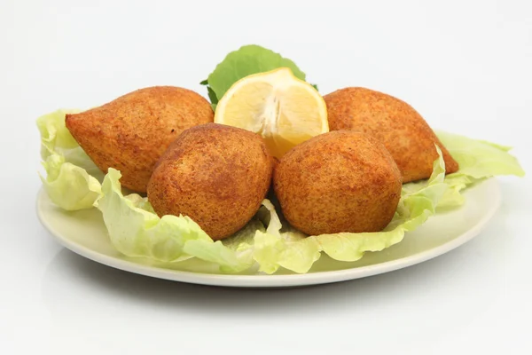 Turkisk maträtt fyllda Köttbulle med bulgur (icli Kofte ) — Stockfoto