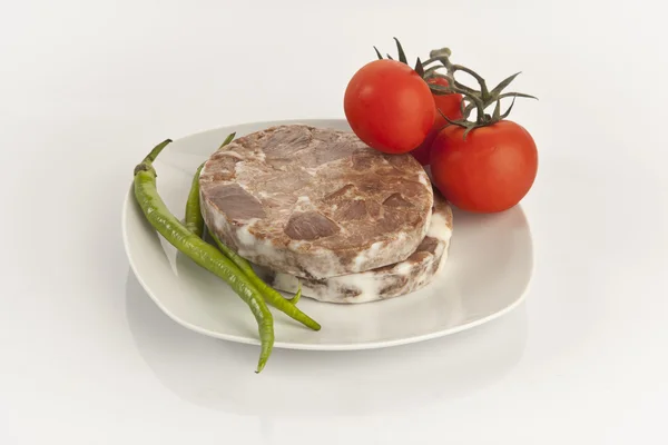 Carne arrosto turca (kavurma) sfondo bianco — Foto Stock