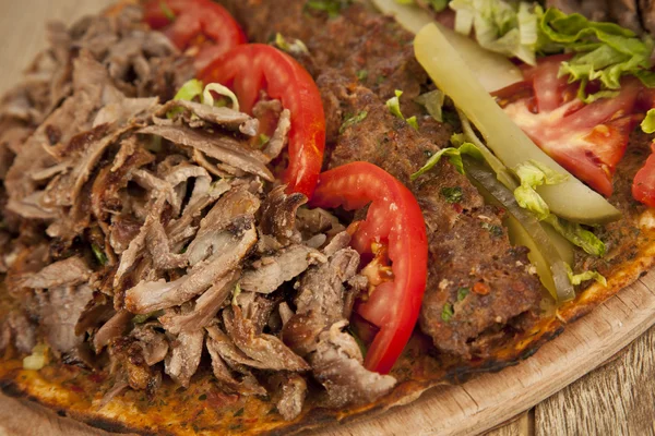 Doner Adana Kebab with Lahmacun - Turkish pizza pide — Stock Photo, Image