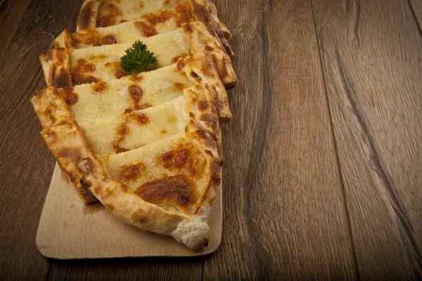 터키 치즈 pide — 스톡 사진