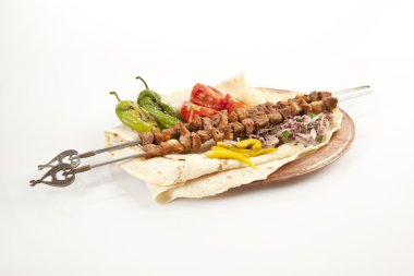 Türk Sis kebap izole beyaz arka plan