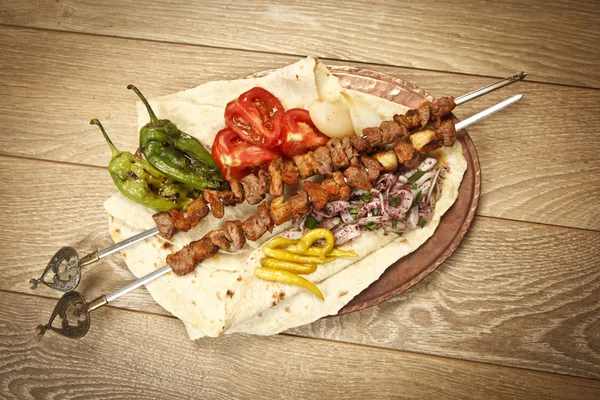 Turkiska sis kebab — Stockfoto