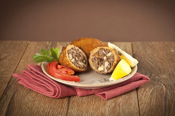 Ramadhan Turki Makanan icli kofte (bakso) falafel — Stok Foto