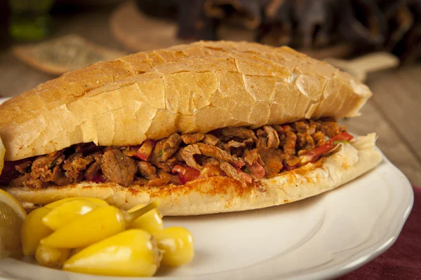 Vlees rundvlees tantuni is een soort van traditionele Turkse kebap — Stockfoto