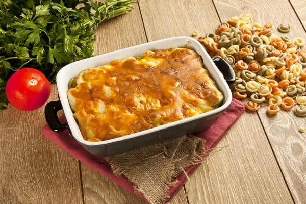 Baked Pasta fresh vegetable with cheddar cheese — Stock Photo, Image