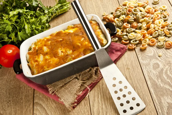 Baked Pasta fresh vegetable with cheddar cheese — Stock Photo, Image