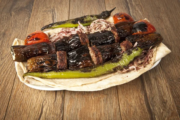 Turkish Kebab eggplant and meatballs — Stock Photo, Image