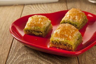 Sevgililer günü kavramı geçmişi olan Türk Ramazan tatlı Baklava