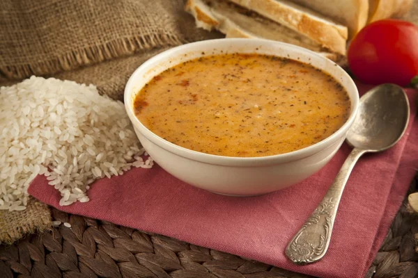 Sopa de iogurte com fundo de comida sopa turca — Fotografia de Stock