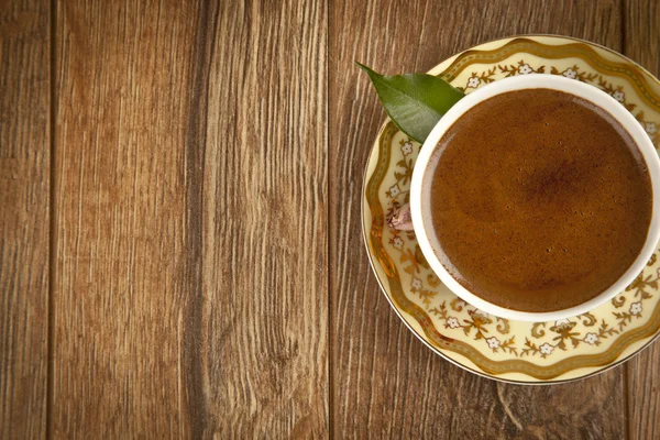 Traditionella turkiska kaffe kopp och kaffebönor koncept — Stockfoto