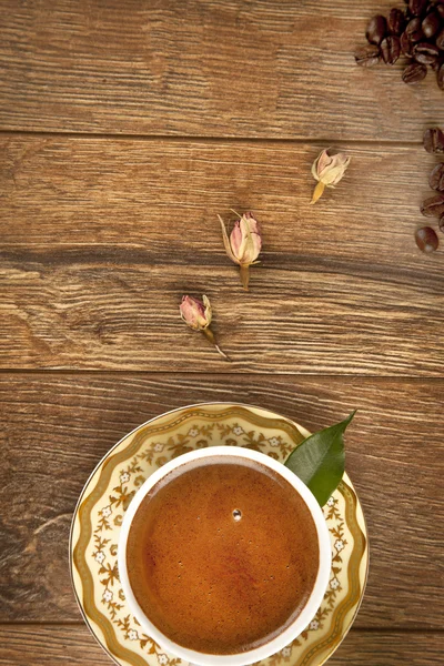 Traditional Turkish Coffee cup and coffee beans concept — Stock Photo, Image