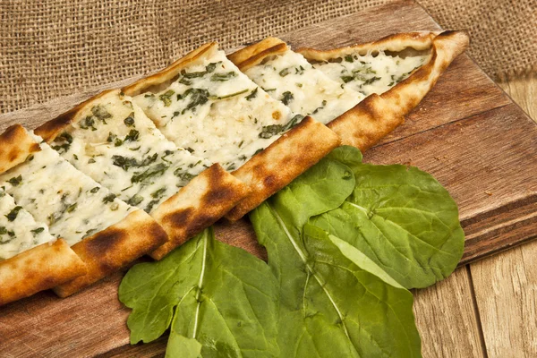 Formaggio feta tradizionale turco Pide — Foto Stock