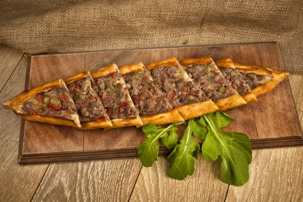 Carne de res tradicional turca Pide — Foto de Stock