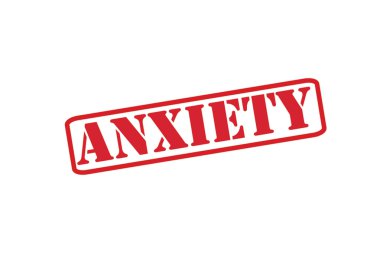 Köy zemininde ahşap masa ile Türk geleneksel işkembe çorbası