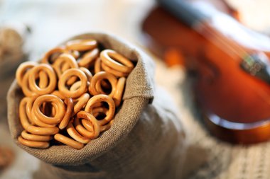 Müzik simit keman natürmort çanta kompozisyon tuval gıda tatlı