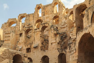 İçinde antik Colosseum