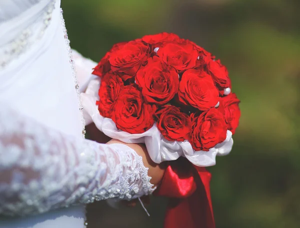 Red bridal bouquet — Stock Photo, Image