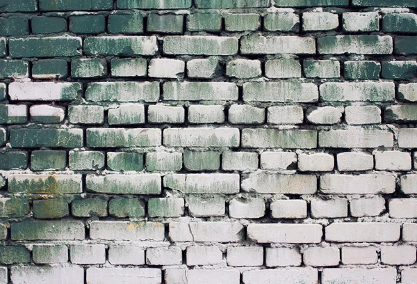 Baksteen oude muur textuur met kleurovergang verf groen witte kleuren fo — Stockfoto