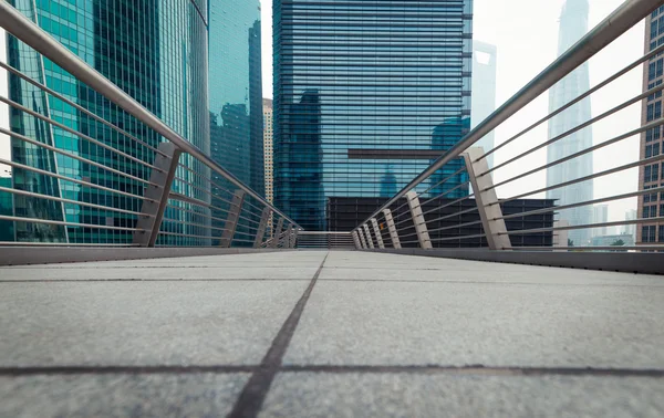 Bâtiments modernes de la place financière de Lujiazui — Photo