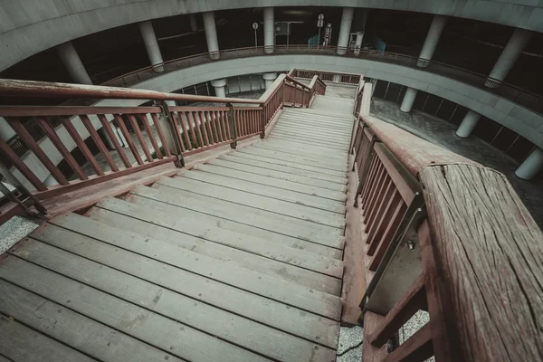 Boş Ahşap merdiven — Stok fotoğraf