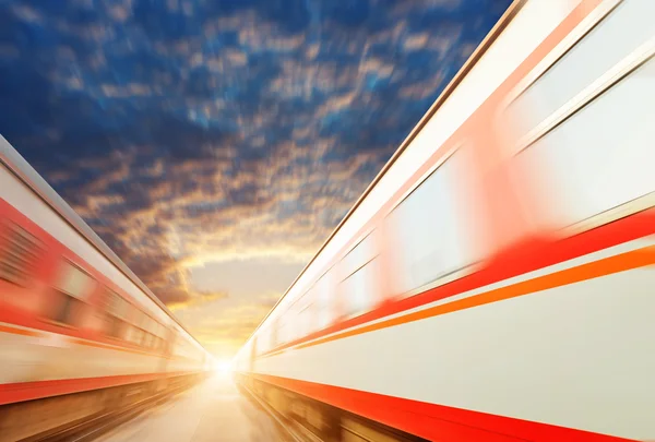 Сучасні високошвидкісні поїзди — стокове фото