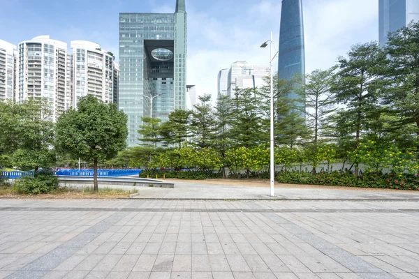 Ciudad de Guangzhou con edificios modernos — Foto de Stock