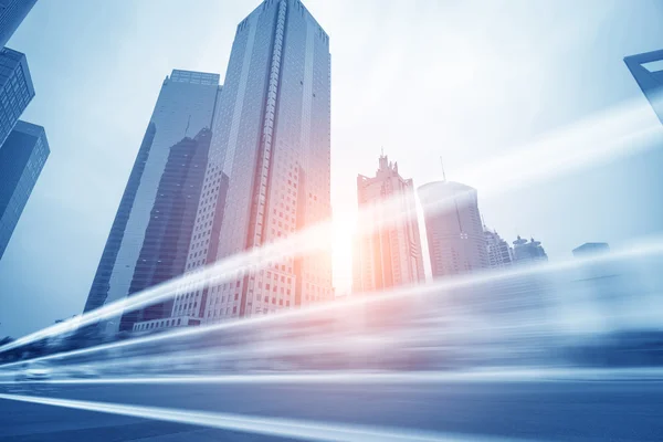 Pistas de luz de los coches — Foto de Stock