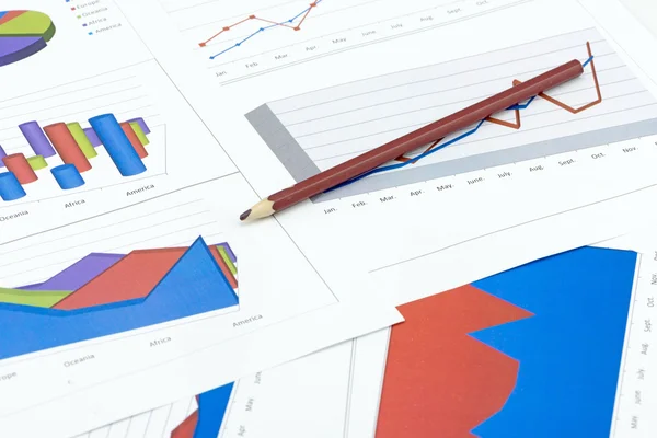 Gráficos de negócios financeiros — Fotografia de Stock