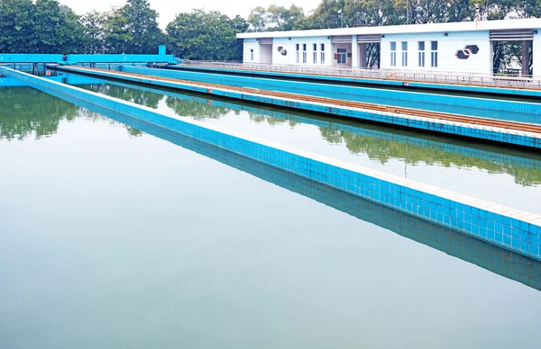 Impianto di pulizia acqua — Foto Stock