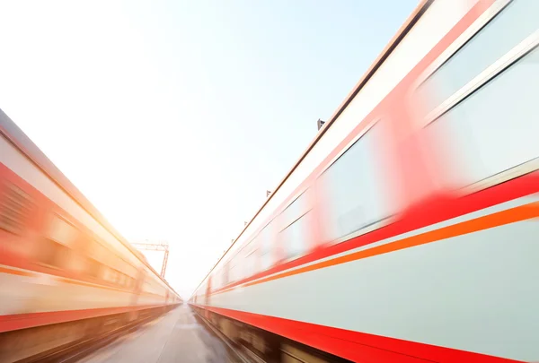 Trenes en movimiento rápido — Foto de Stock