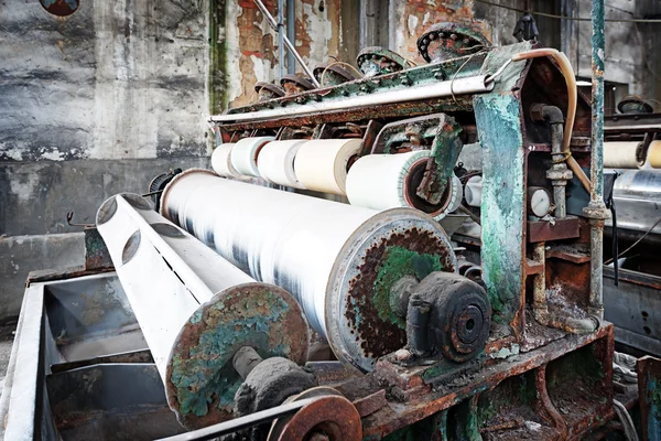 Alte verrostete Maschine — Stockfoto