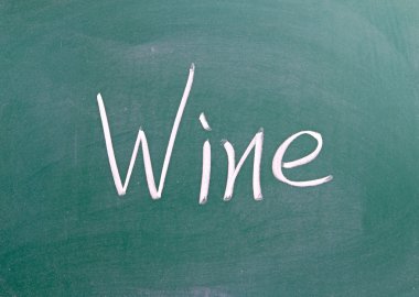 Yazı tahtası üzerinde şarap işareti