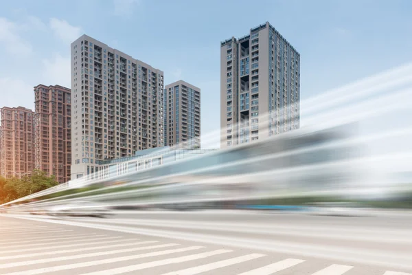 Avenue in modern city — Stock Photo, Image