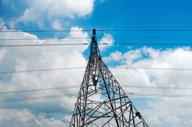 Metal yüksek gerilim kule