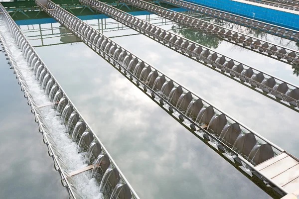 Planta de tratamiento de aguas residuales — Foto de Stock