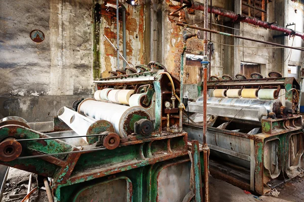 Alte verrostete Maschine — Stockfoto