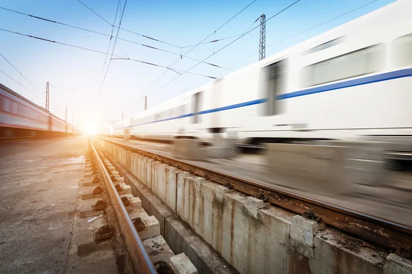 Trens em movimento rápido — Fotografia de Stock