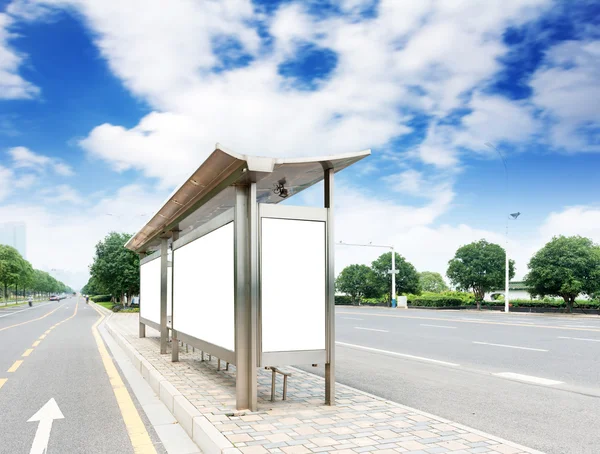 Autobusová zastávka billboard — Stock fotografie