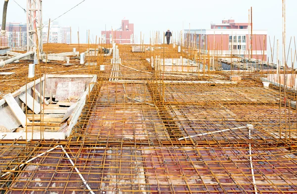 Estrutura metálica do telhado — Fotografia de Stock