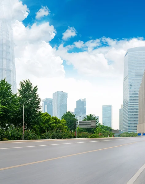 世纪大道的街景在上海陆家嘴 — 图库照片