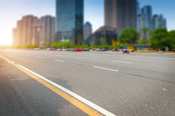 Tráfico rápido de la ciudad — Foto de Stock