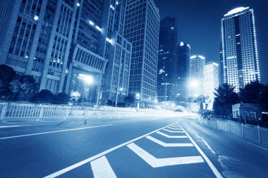 Araba ışık ile Hong kong gece görünümü