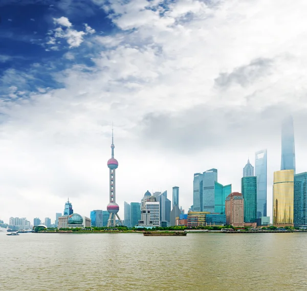 Modern cityshanghai skyline in daytime — Stock Photo, Image